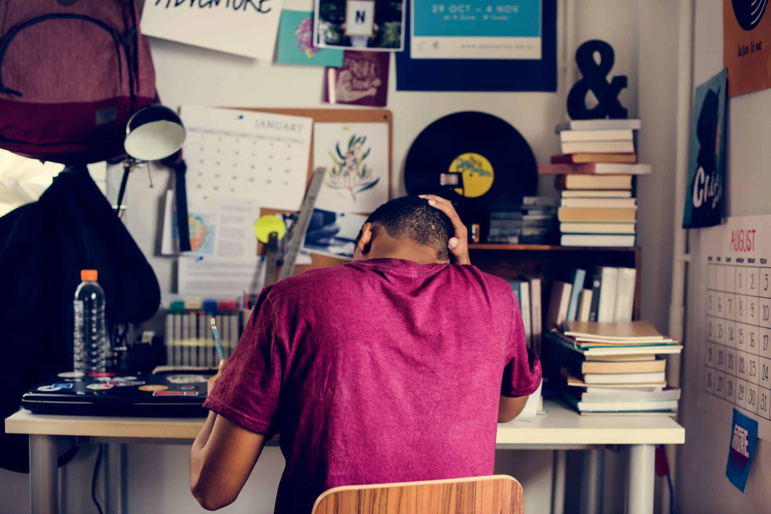 How Do Students Study? How Do Students Study?